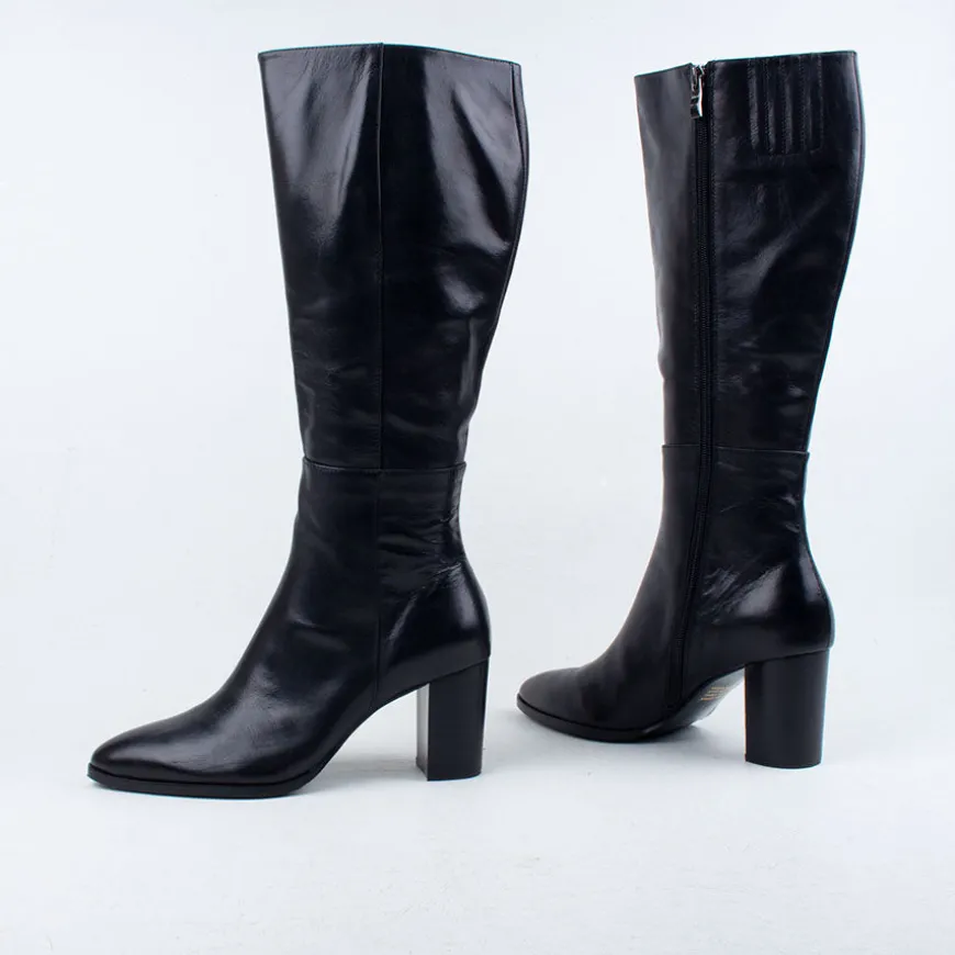 Allouta Knee Boot^Django & Juliette New
