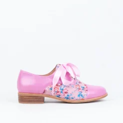 Avit Lace Up^Bresley NZ Hot