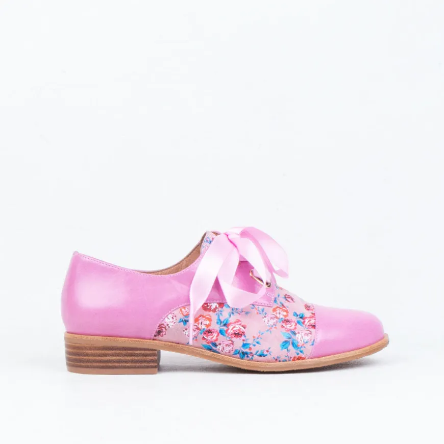 Avit Lace Up^Bresley NZ Hot