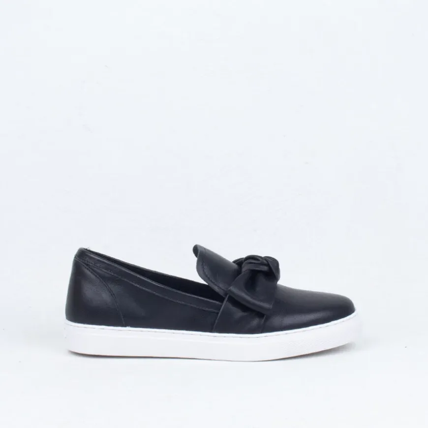 Bowbar Slip On^Minx Fashion