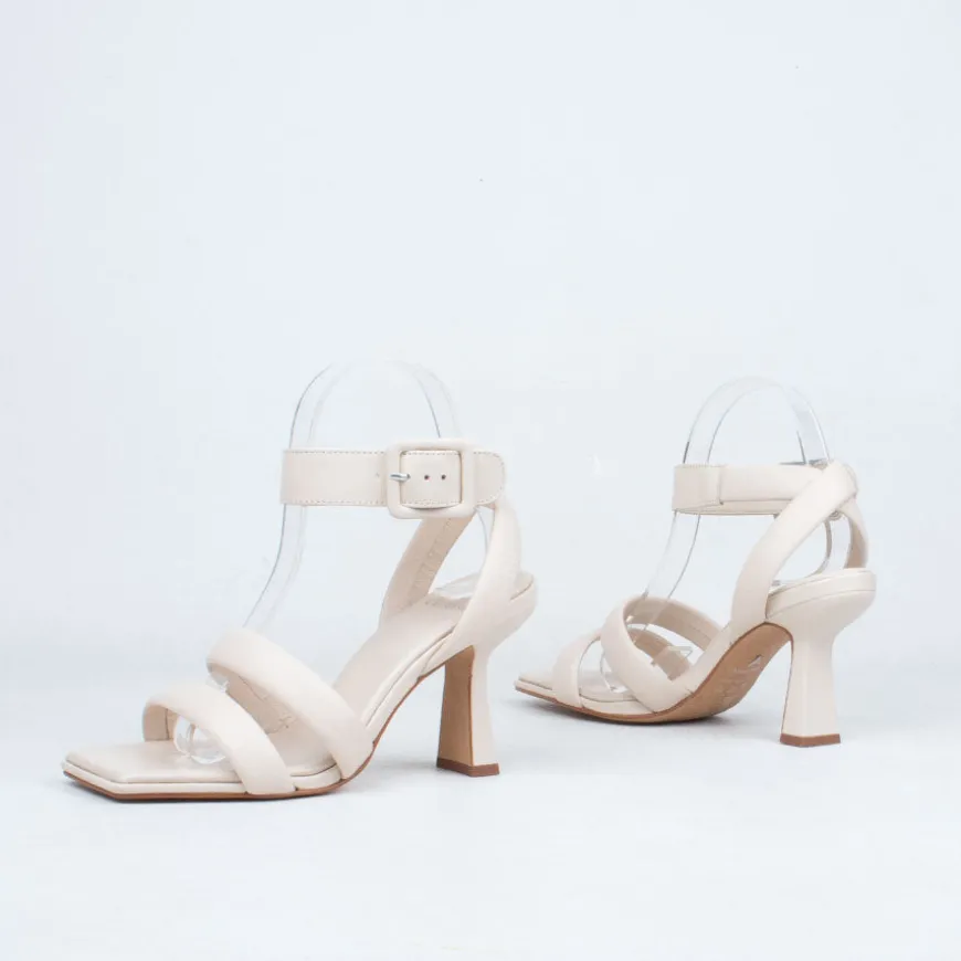 Cara Heel^Carrano - Brazil Store