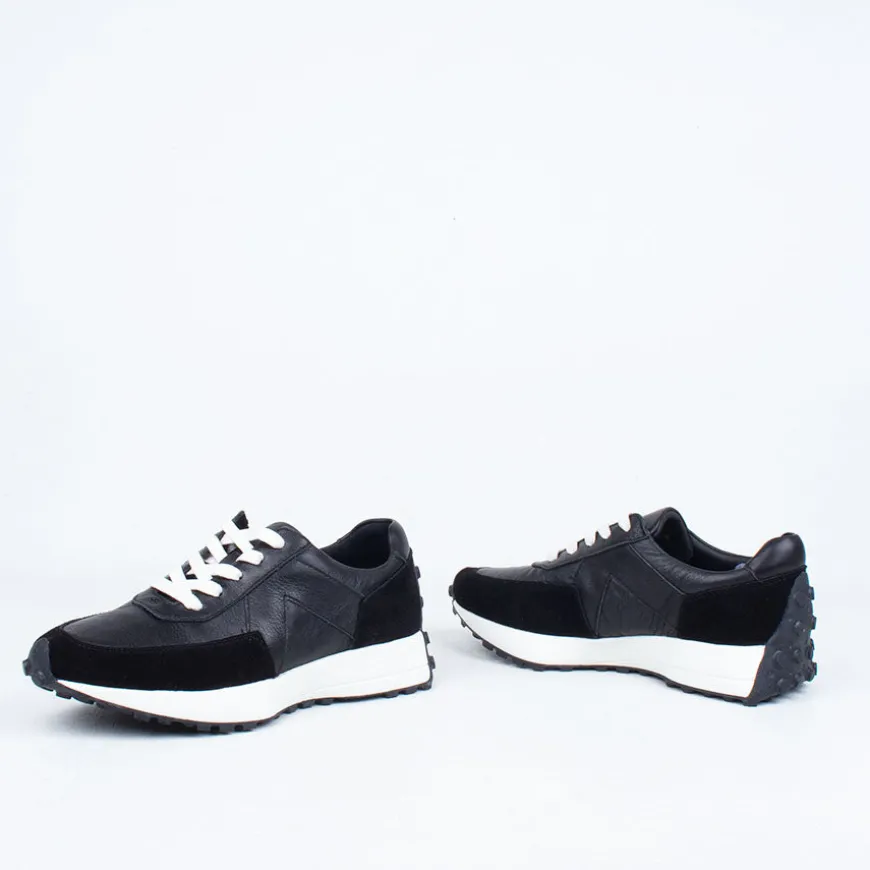 Freelance Sneaker^Gelato Store