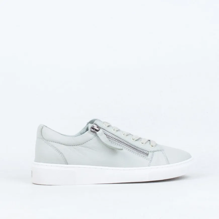 Guess Sneaker^Martinez Valero by Bresley Store