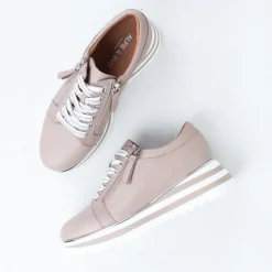 Hosting Sneaker^Alfie and Evie Discount