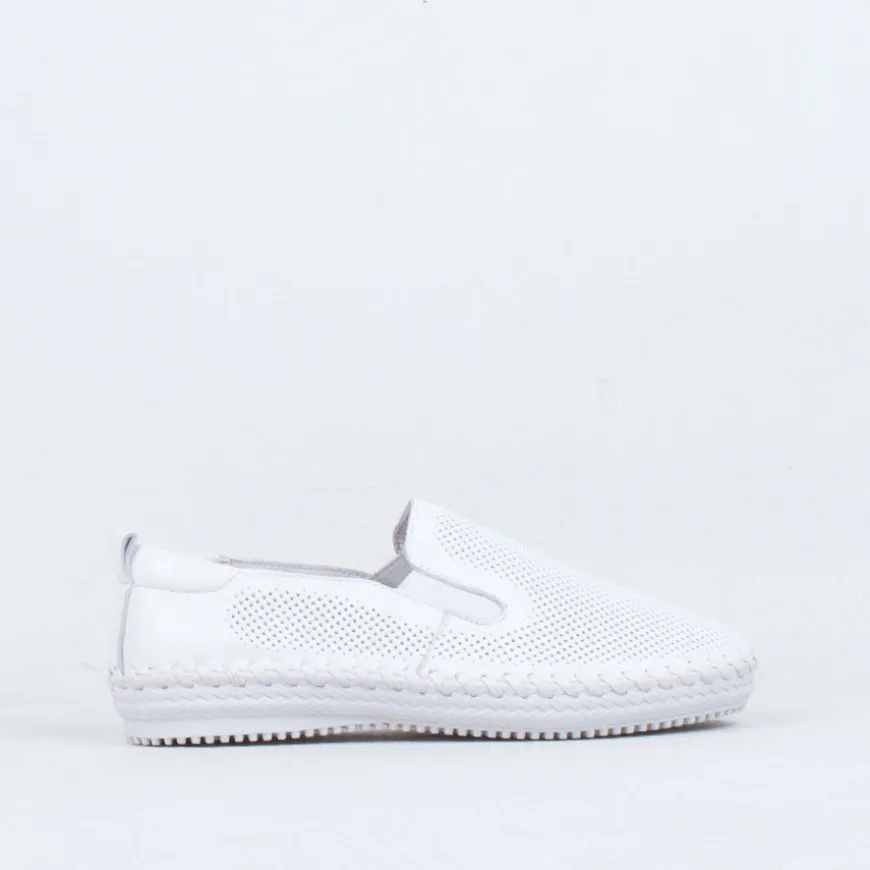 Moana Slip On^Ernest Wyler Discount