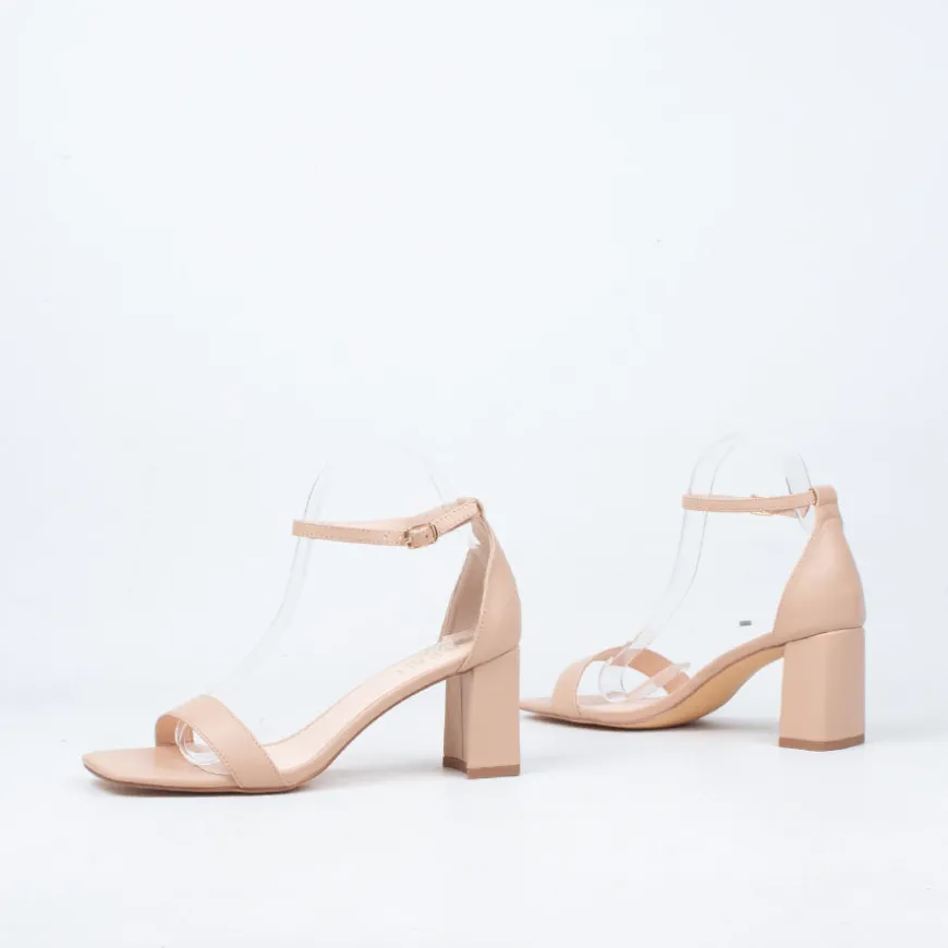 Neeka Heel^Verali Cheap